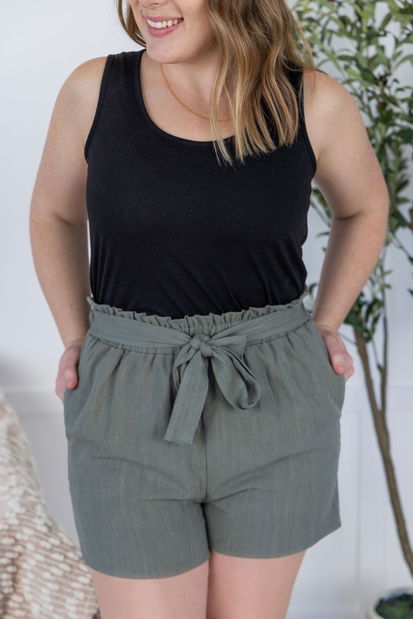 IN STOCK Libby Linen Shorts - Olive