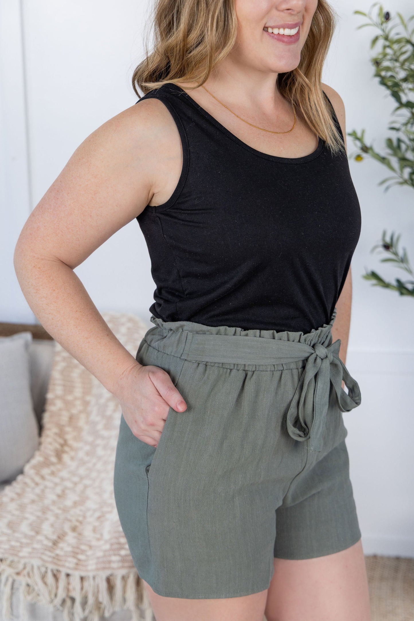 IN STOCK Libby Linen Shorts - Olive