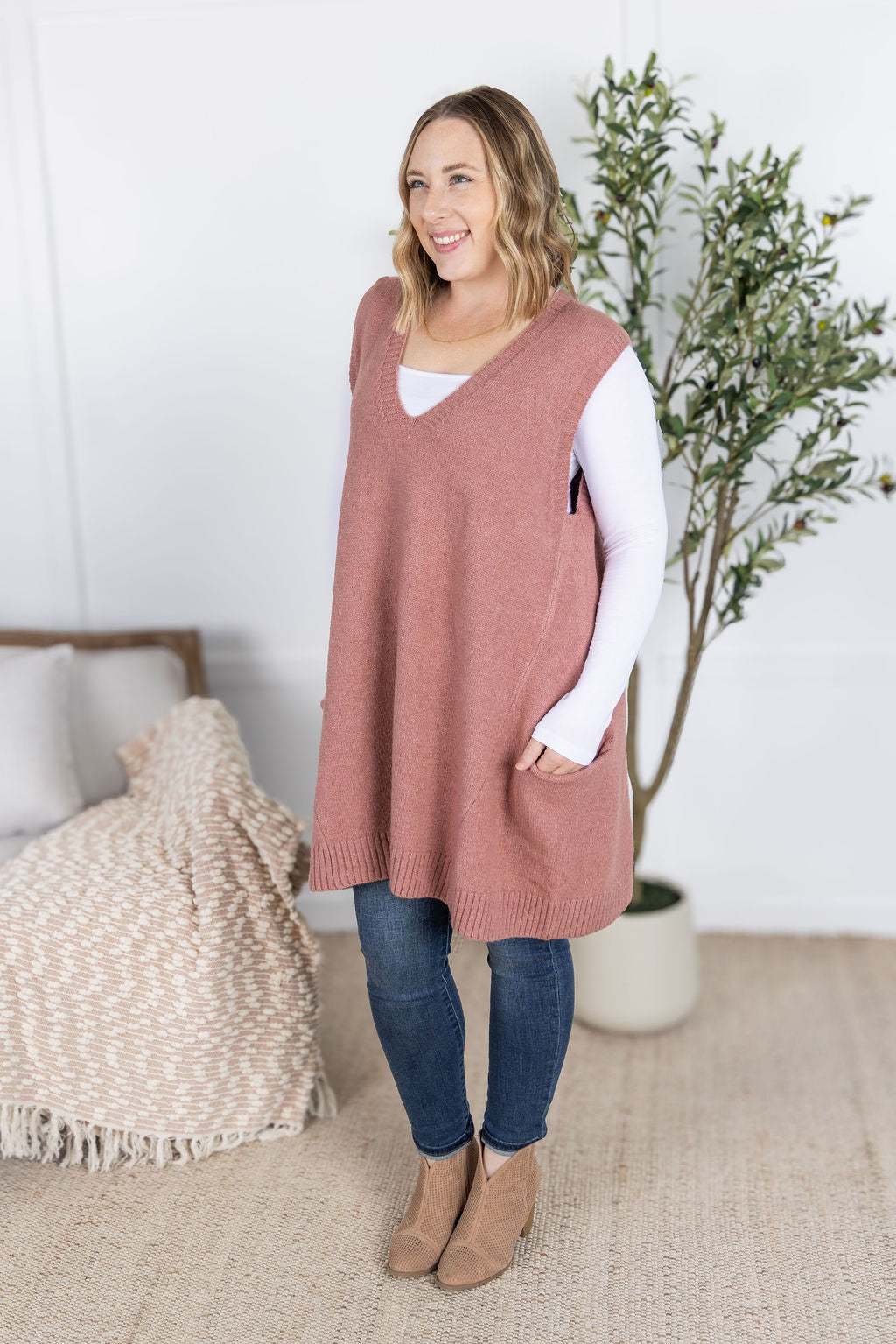 IN STOCK Tunic Sweater Vest - Rose
