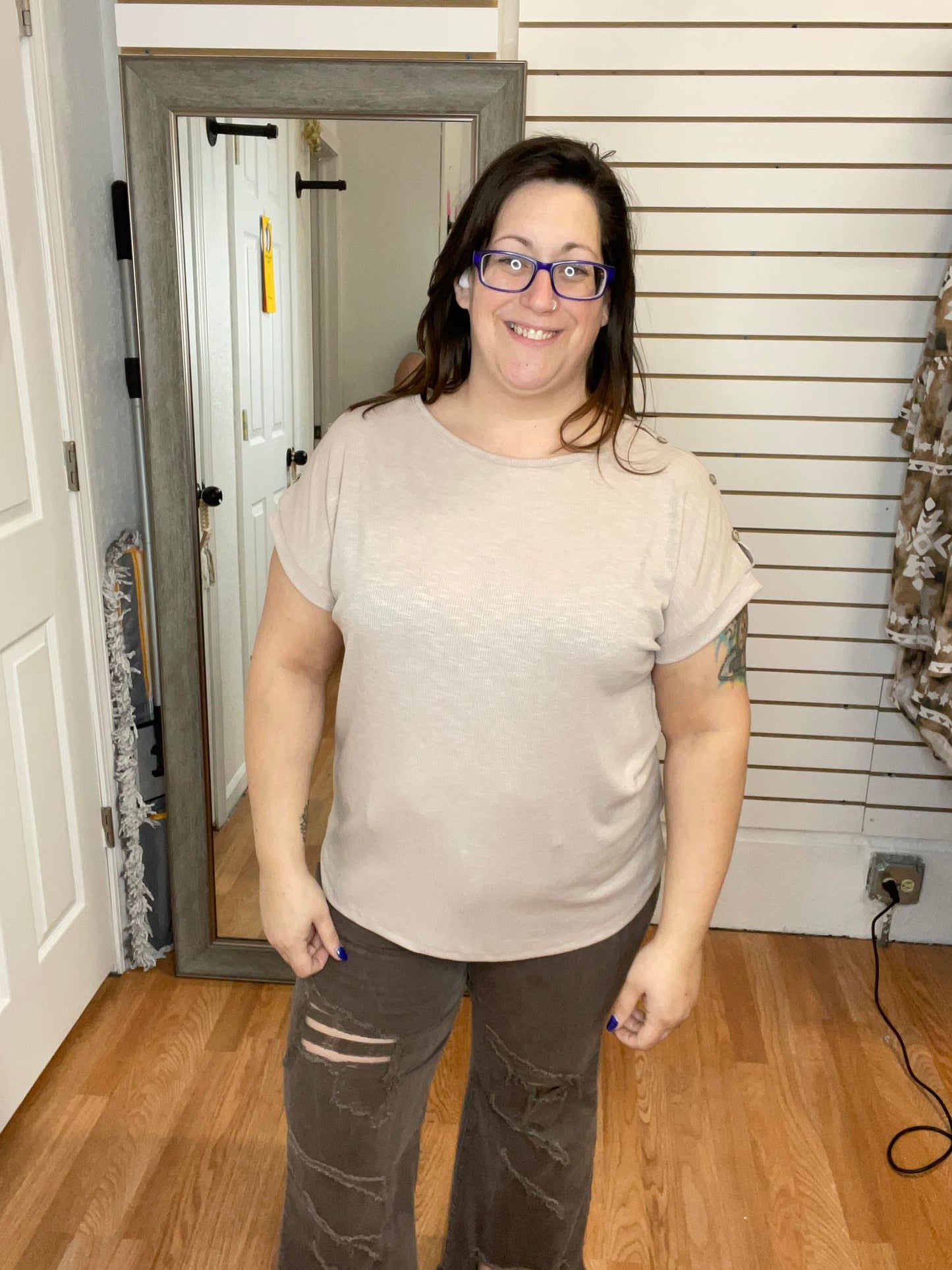 MAGGIE SHORT SLEEVE TOP - TAUPE - STACCATO