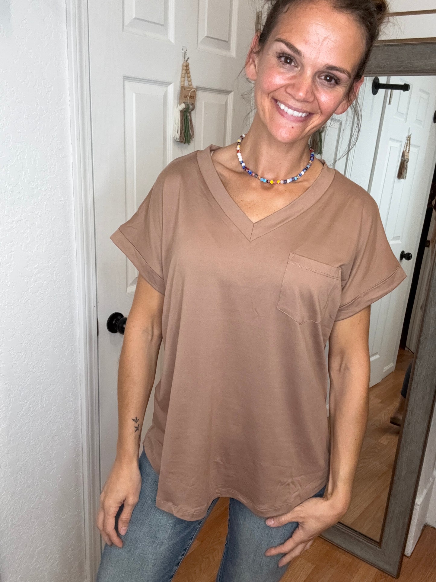 BLAYNA POCKET TEE MOCHA MITTOSHOP