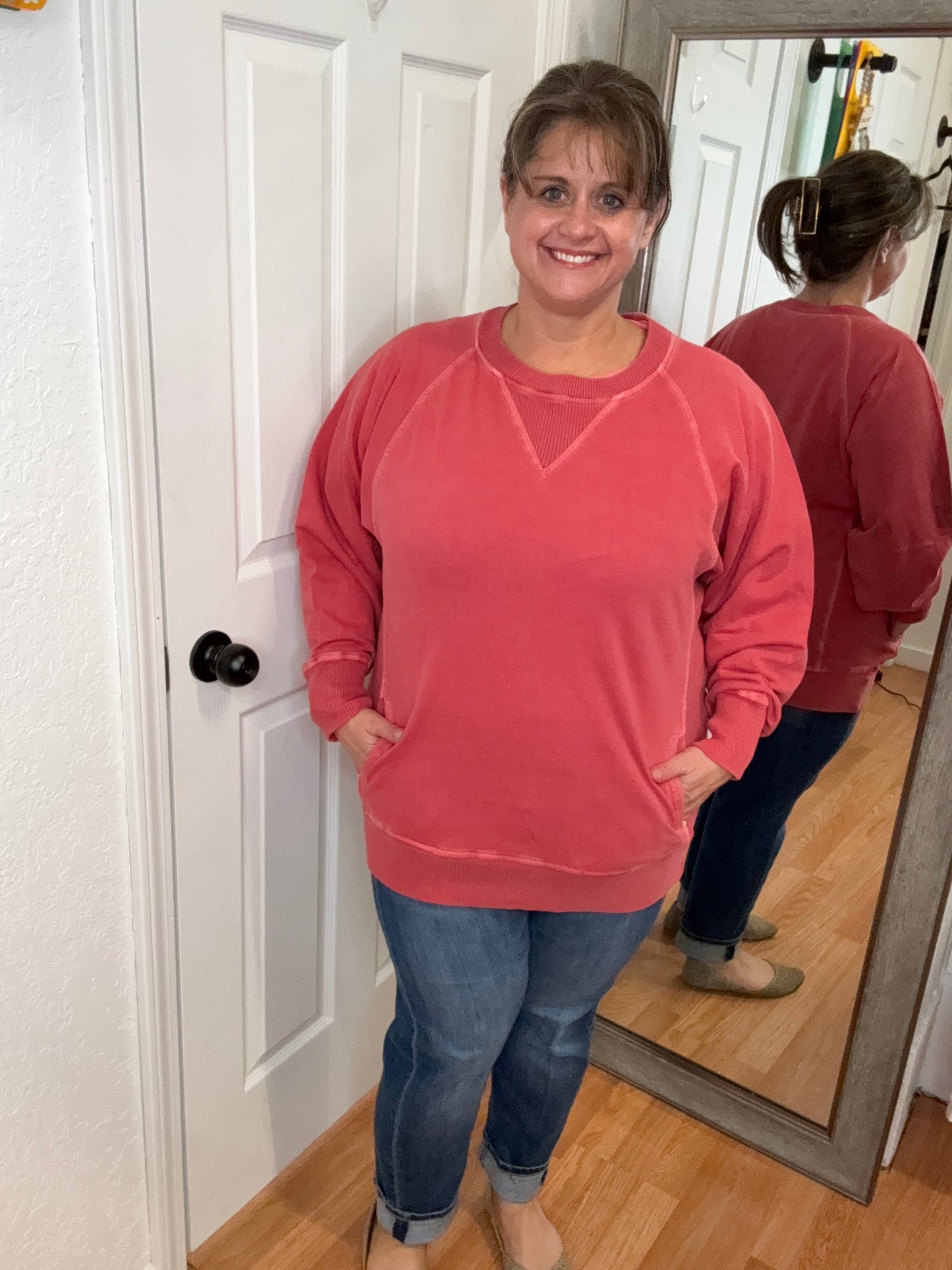 BUFFY PULLOVER SWEATSHIRT TOP- FADED RED - ZENANA