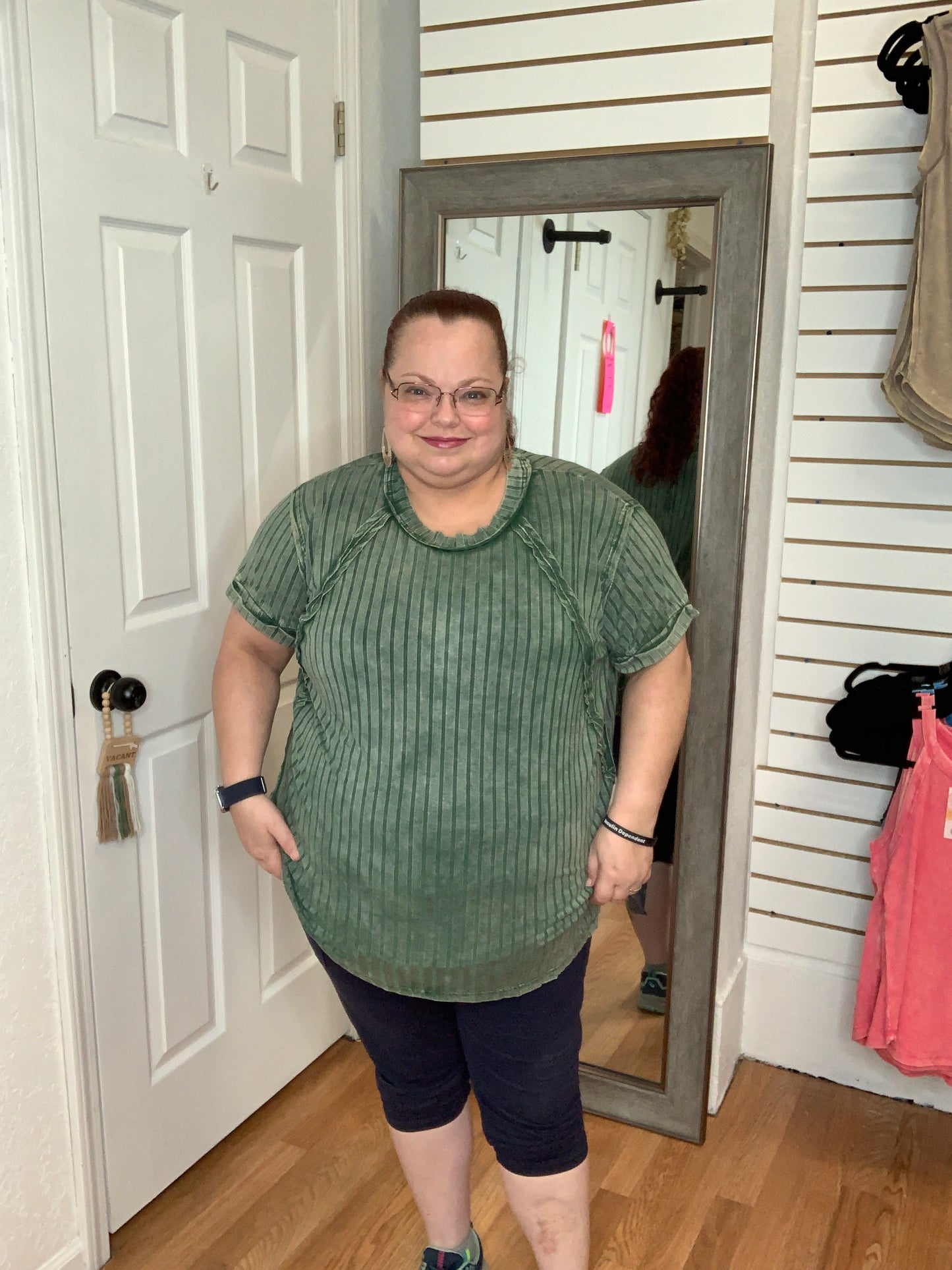 MARYANNE SHORT SLEEVE TOP DARK GREEN - ZENANA