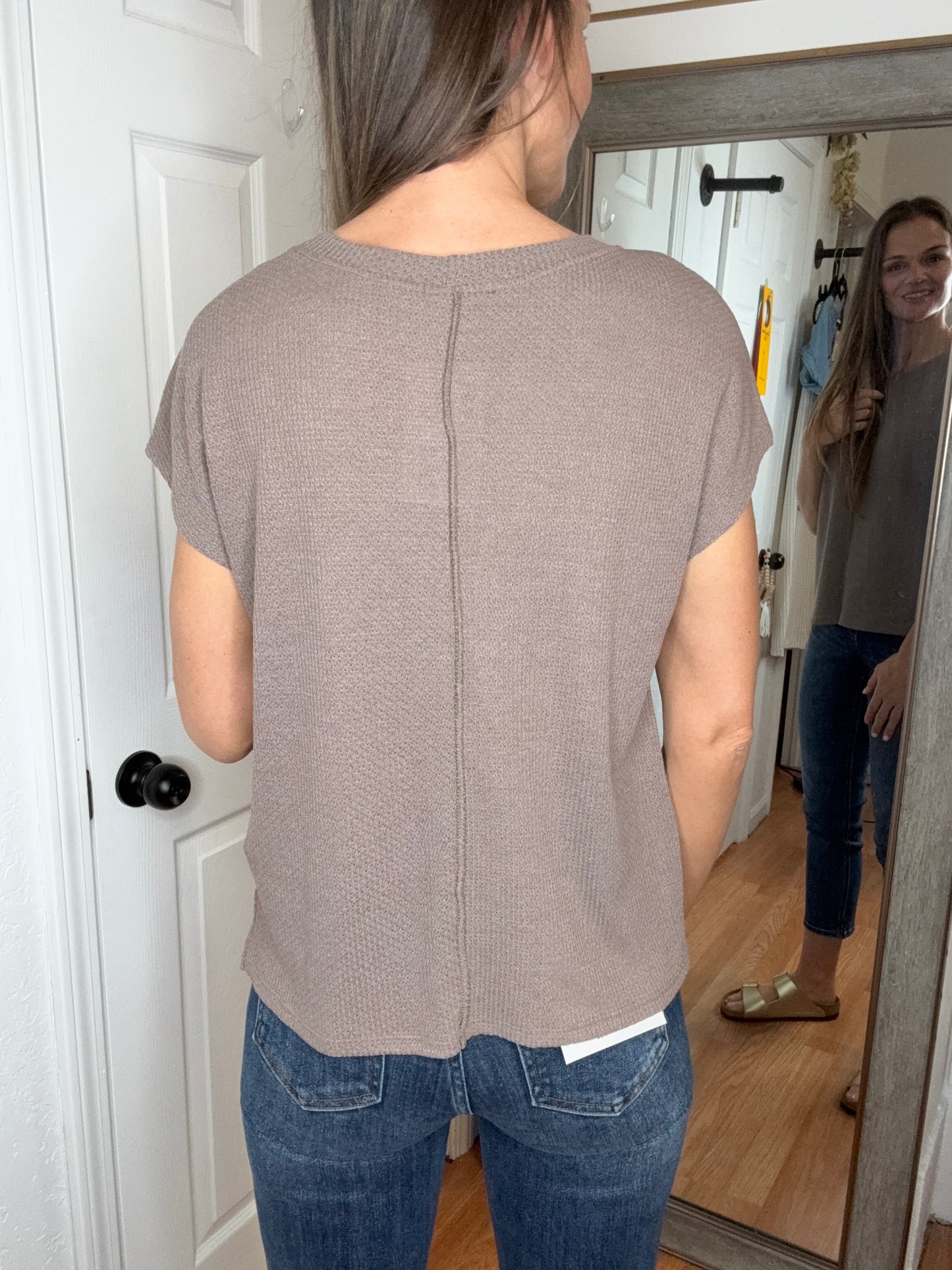 RYA SHORT SLEEVE TOP - MOCHA- PS KATE