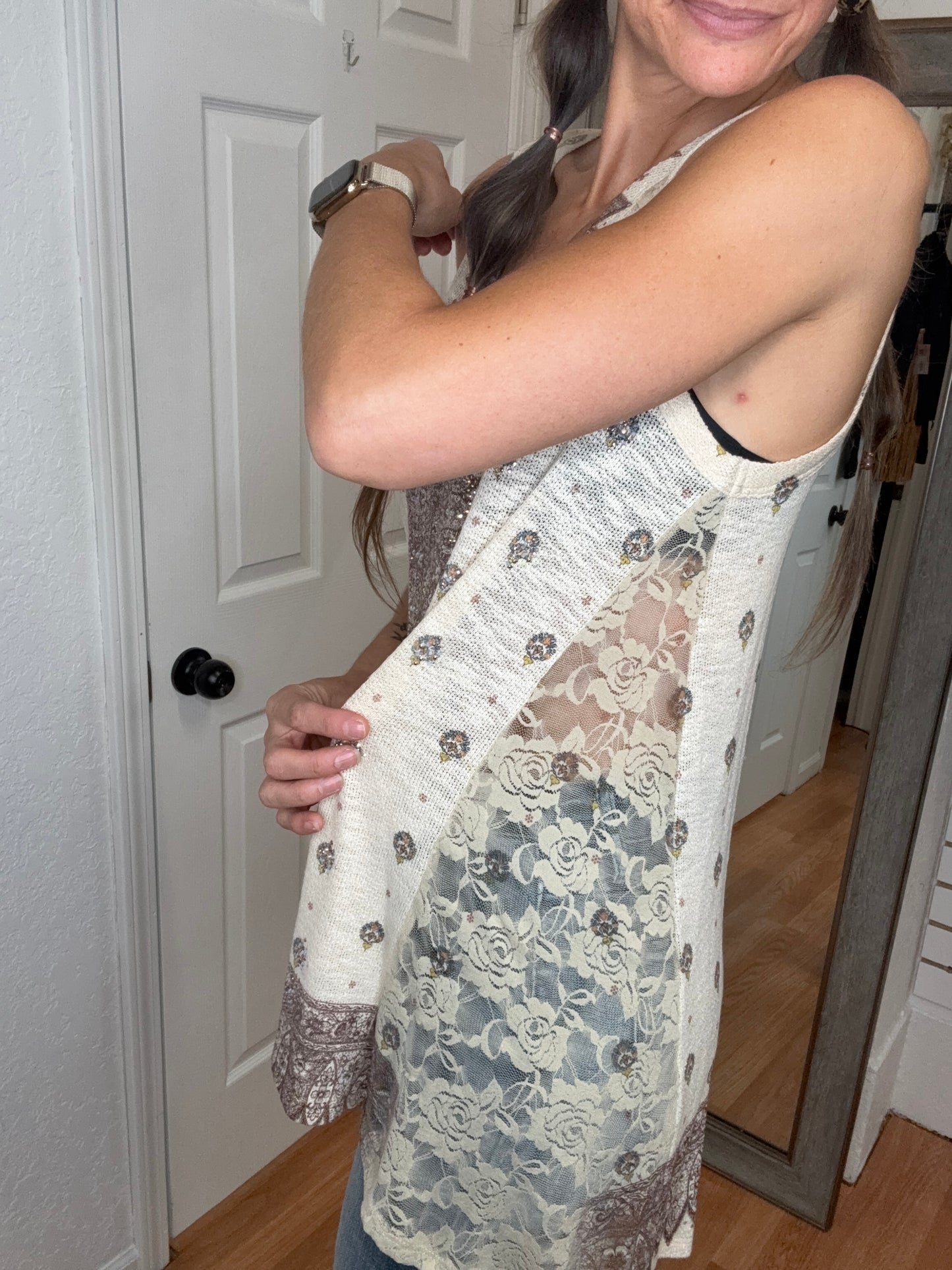 VICTORIA LACE AND RHINESTONE SWEATER TANK TOP - VOCAL