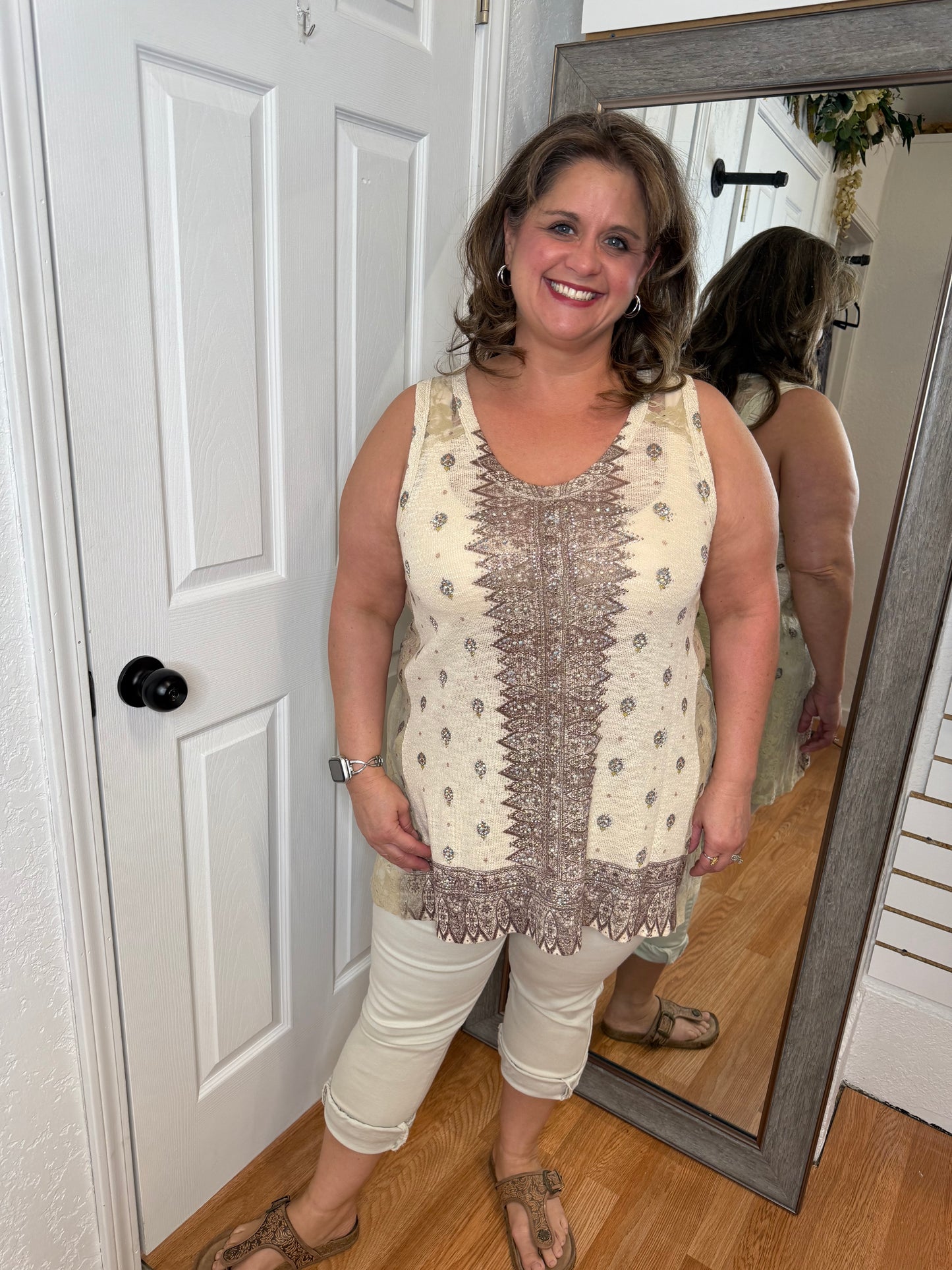 VICTORIA LACE AND RHINESTONE SWEATER TANK TOP - VOCAL
