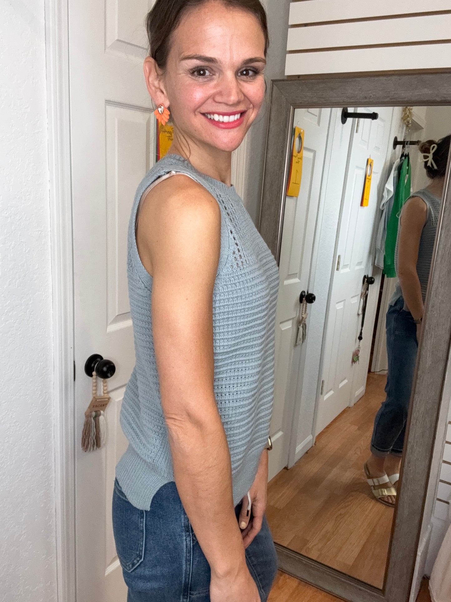 GINA- SLEEVLESS SWEATER TOP - DUSTY BLUE -STACCATO