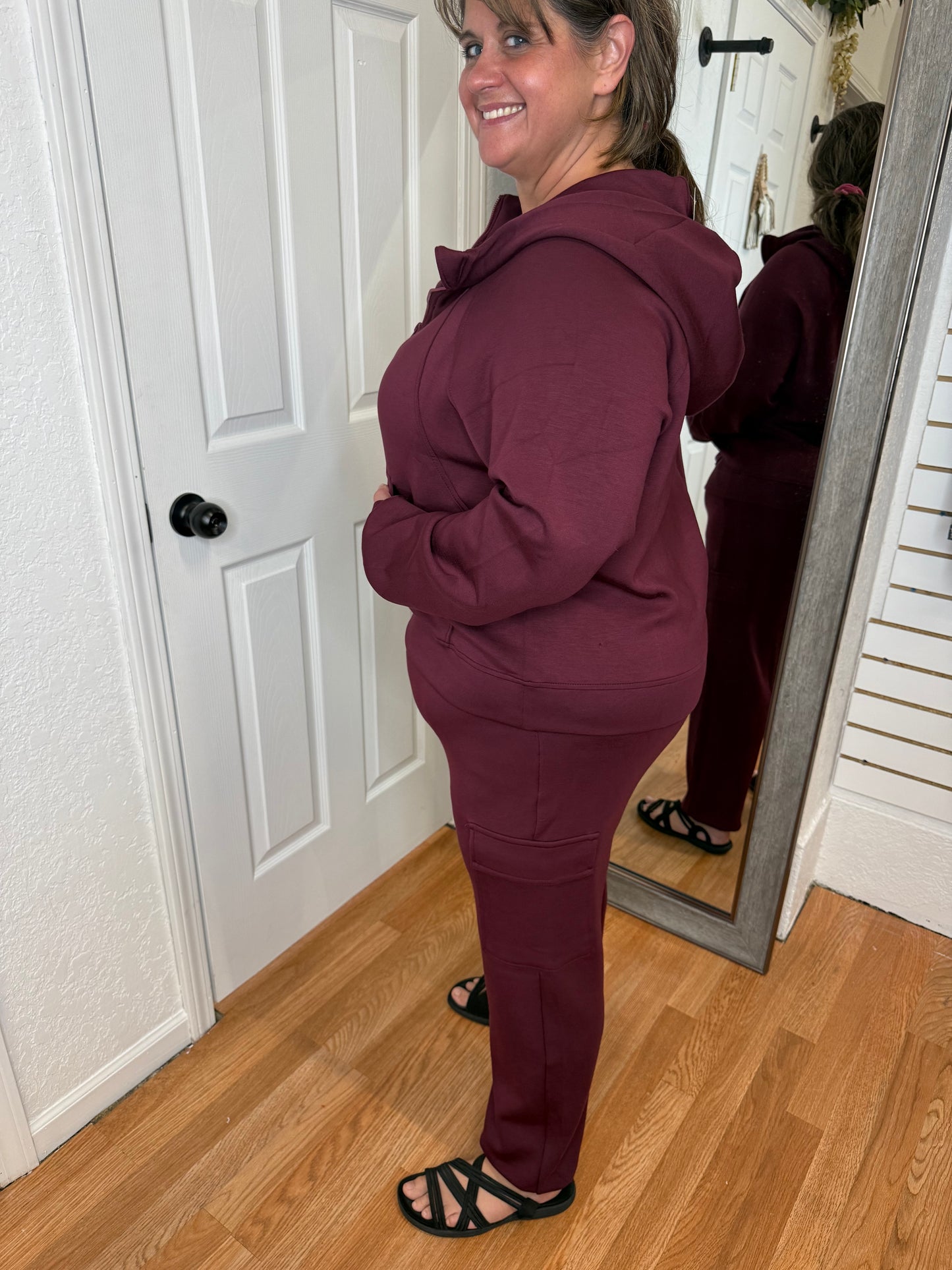 PARKER JOGGER CARGO POCKET SWEATPANTS WINE - RAE MODE