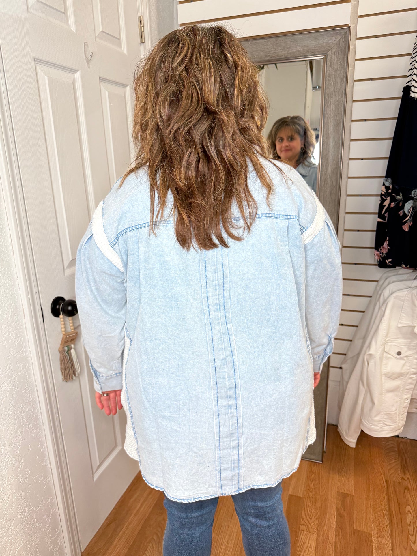 DAISY CHAMBRAY BUTTON DOWN TOP - DAVI & DANI