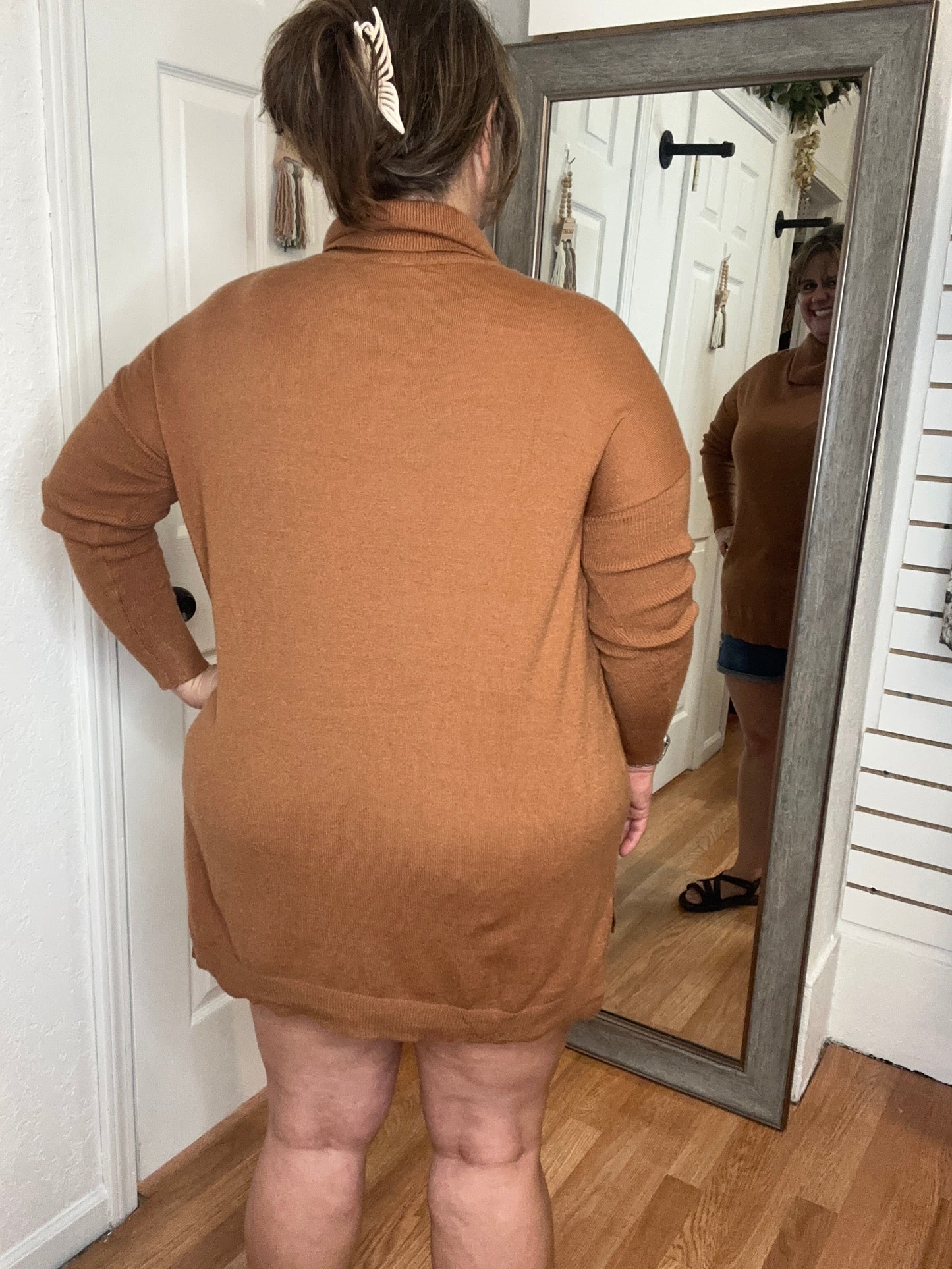 ZARIAH TURTLENECK SWEATER TOP RUST - COZY