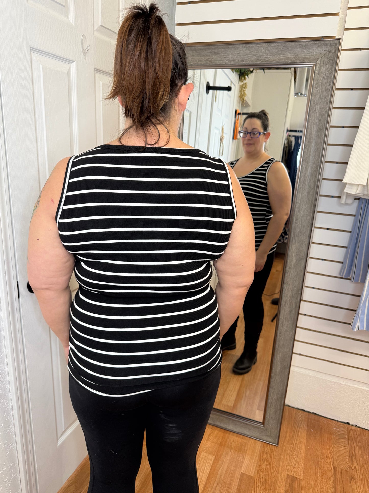 SAM - STRIPED SLEEVELESS TOP - BLACK - STACCATO