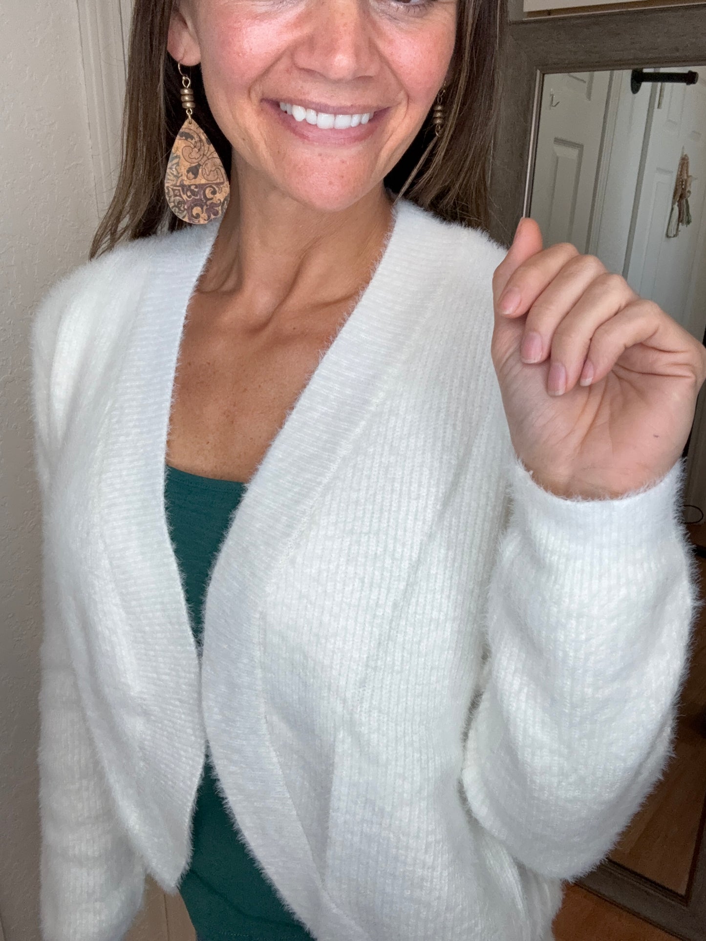 ALLEY CARDIGAN OFF WHITE - COZY