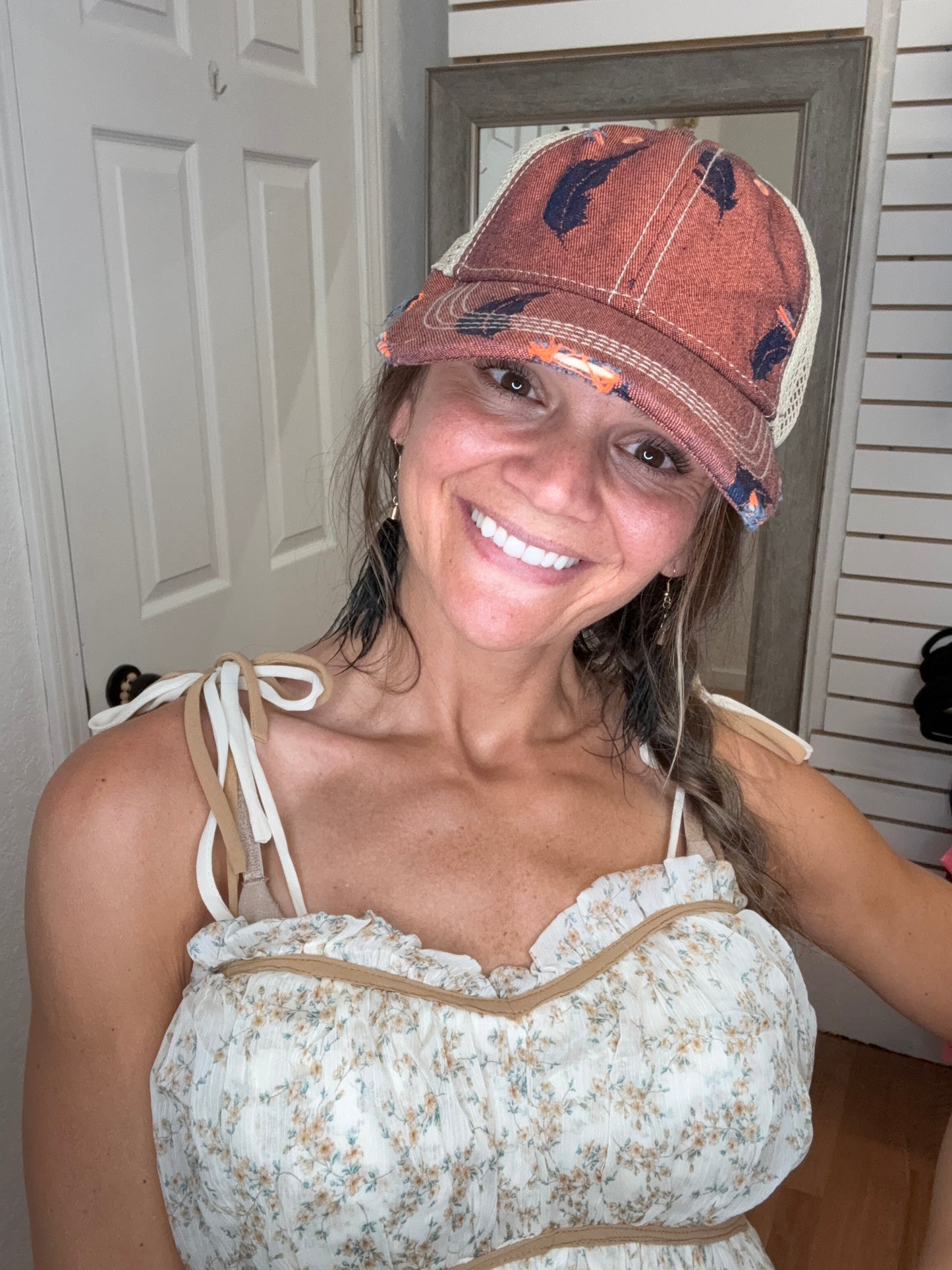CC FEATHER BALL CAP HAT