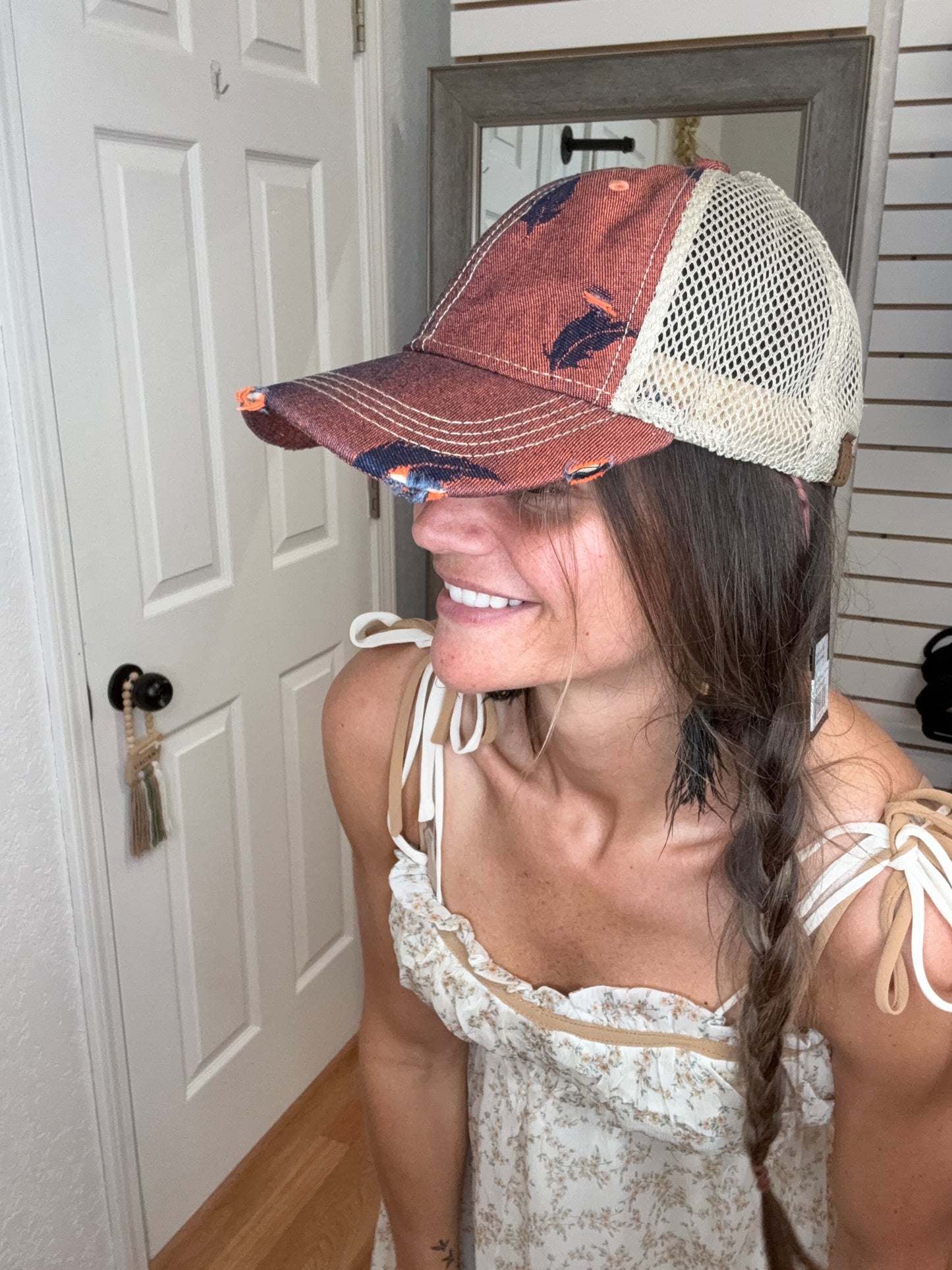 CC FEATHER BALL CAP HAT