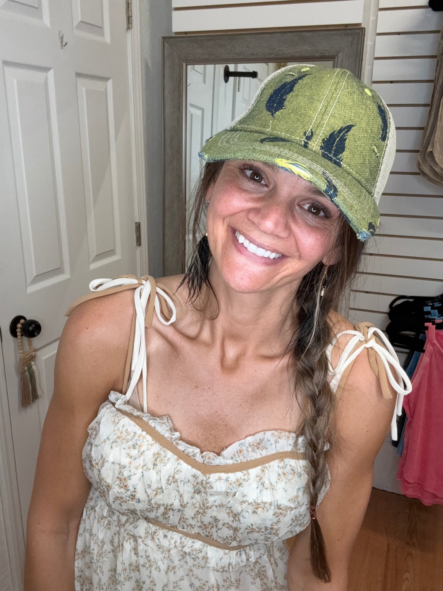 CC FEATHER BALL CAP HAT