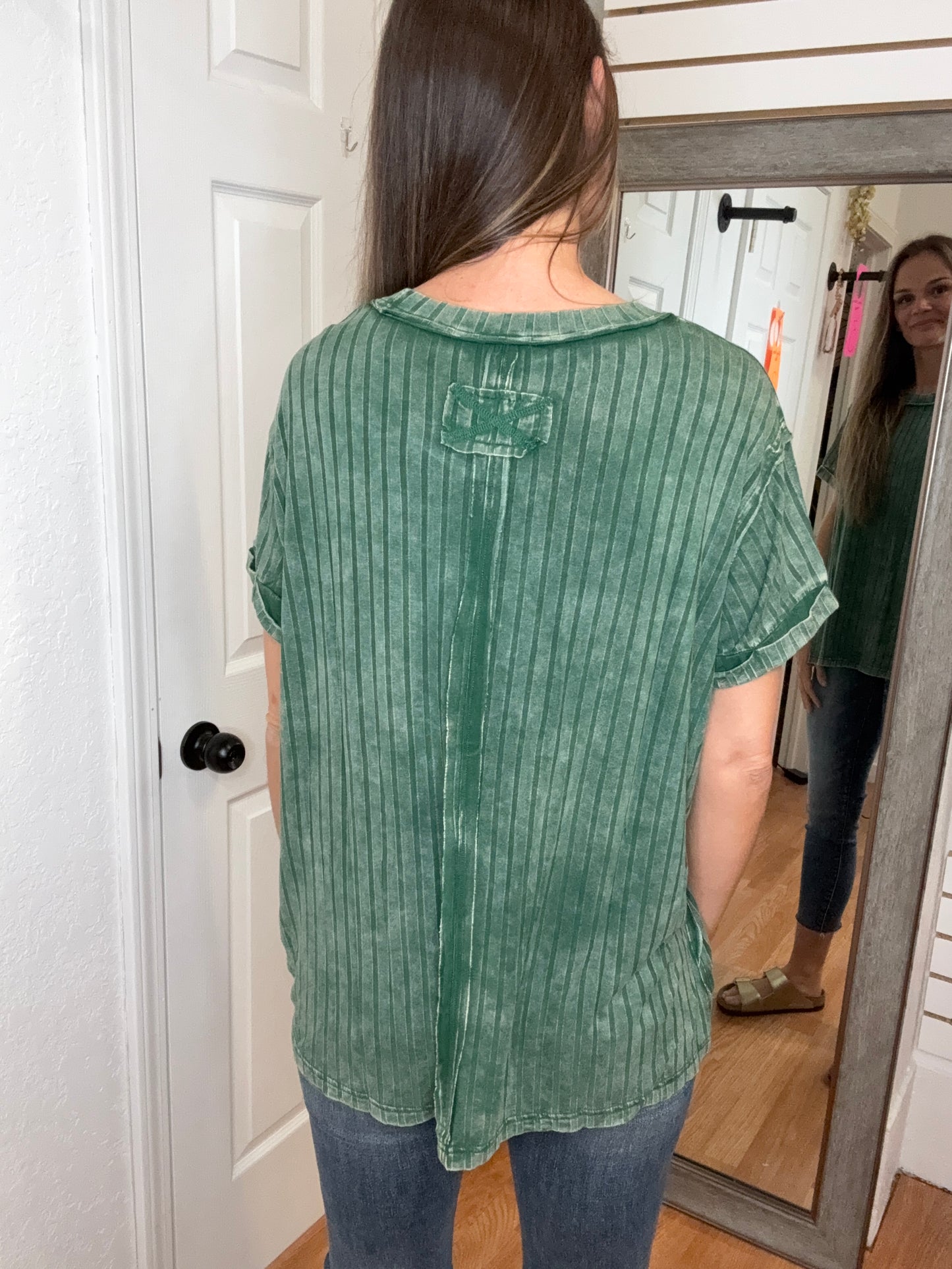 MARYANNE SHORT SLEEVE TOP DARK GREEN - ZENANA