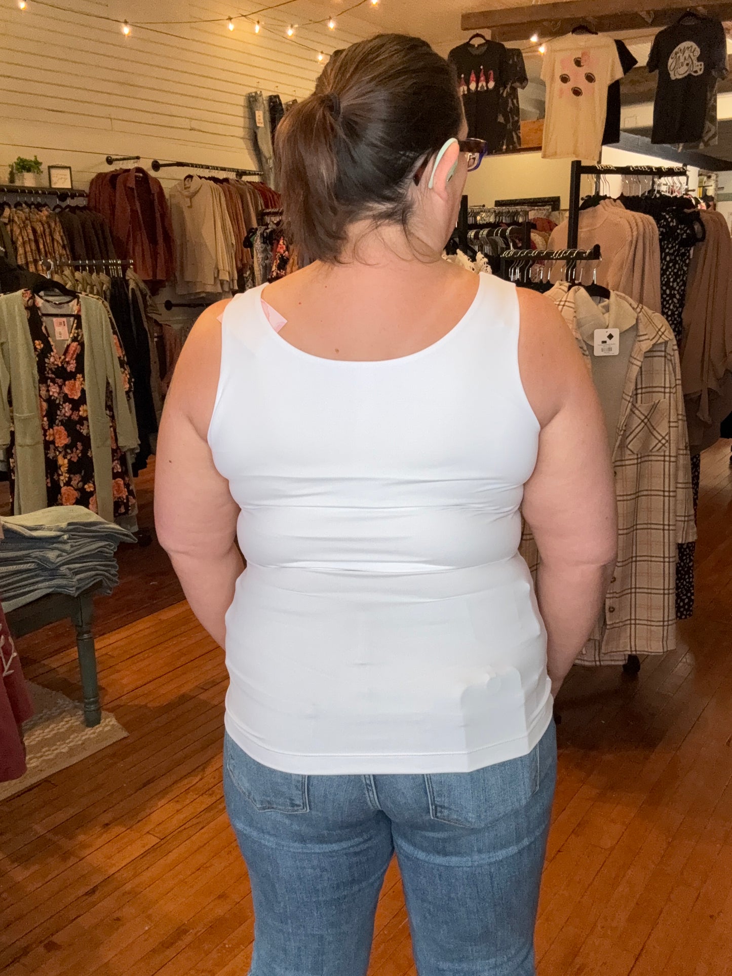 BUTTER TANK - WHITE