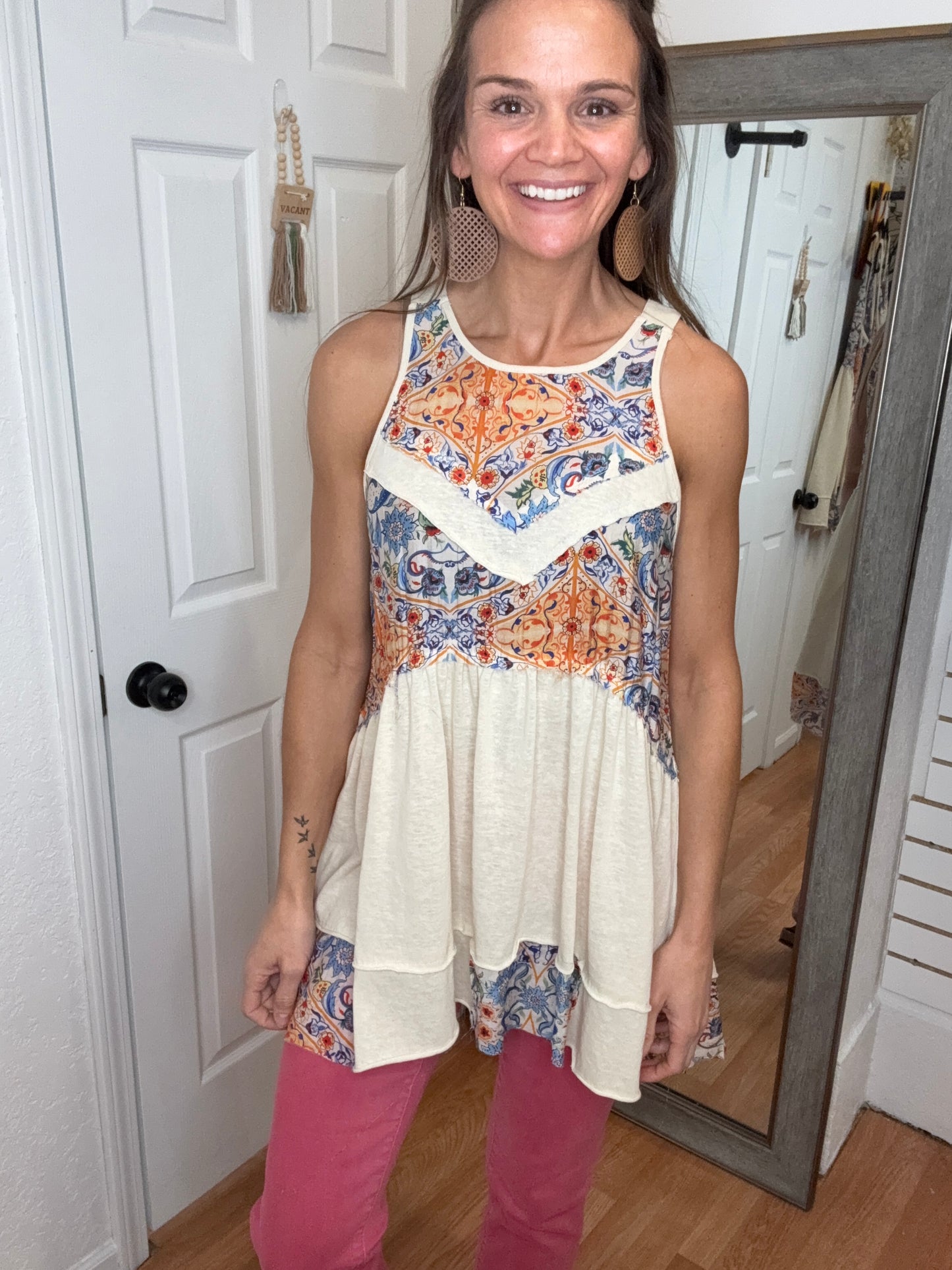 DESTINY SLEEVELESS TUNIC TOP -POL
