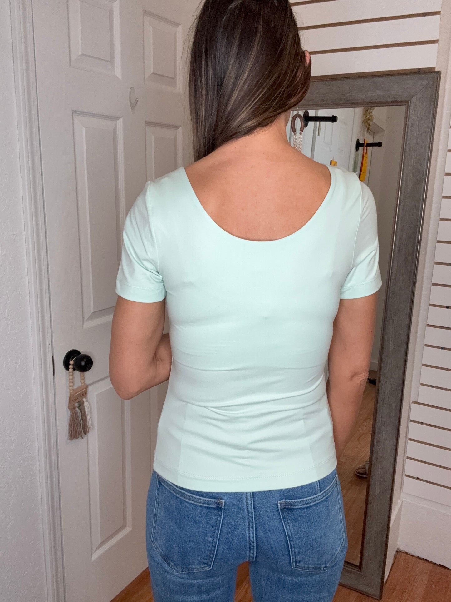 KAIELI BUTTER TEE- MINT GREEN