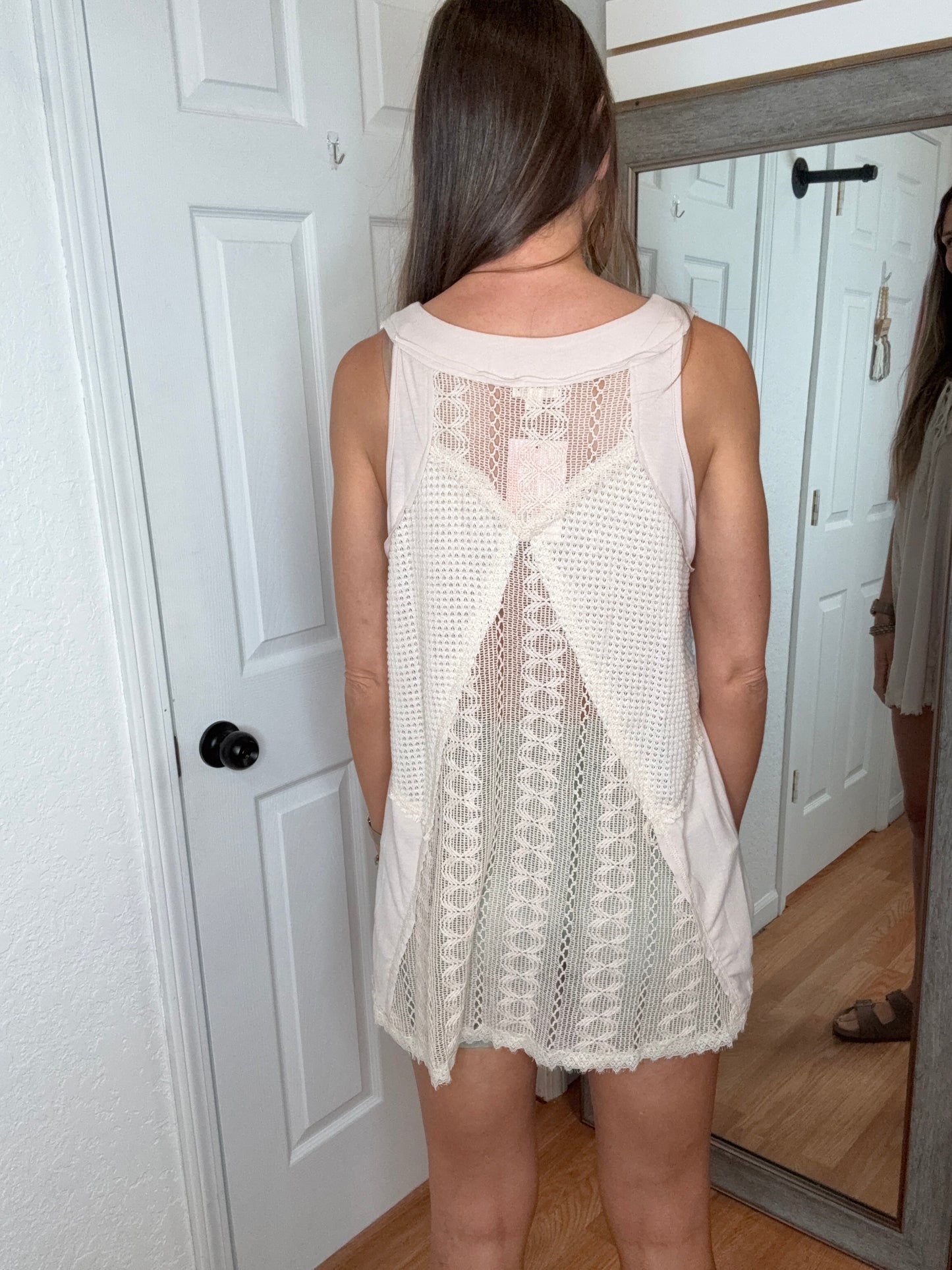 LARRA SLEEVELESS TIE FRONT TOP PEARL BEIGE -POL