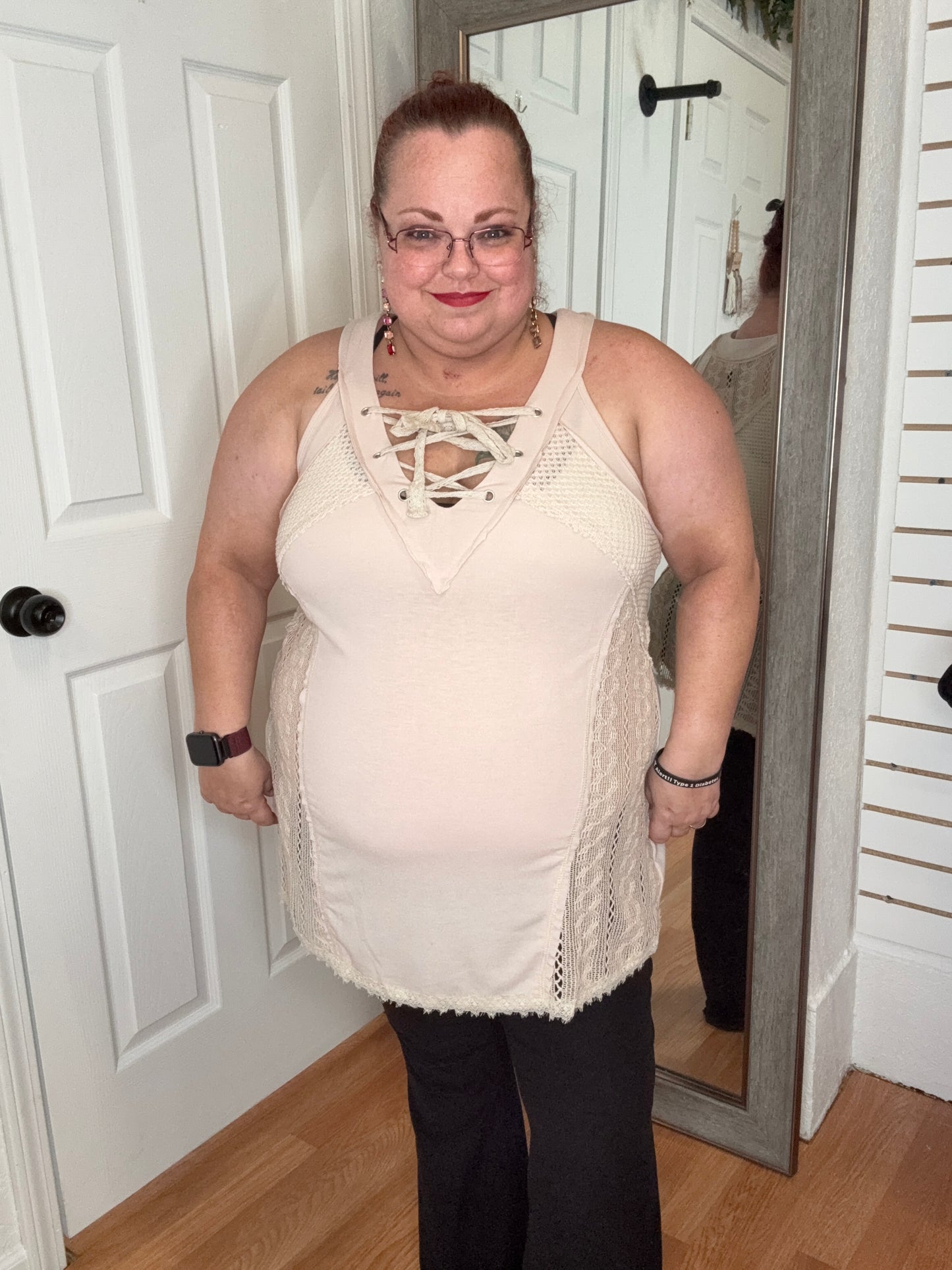 LARRA SLEEVELESS TIE FRONT TOP PEARL BEIGE -POL