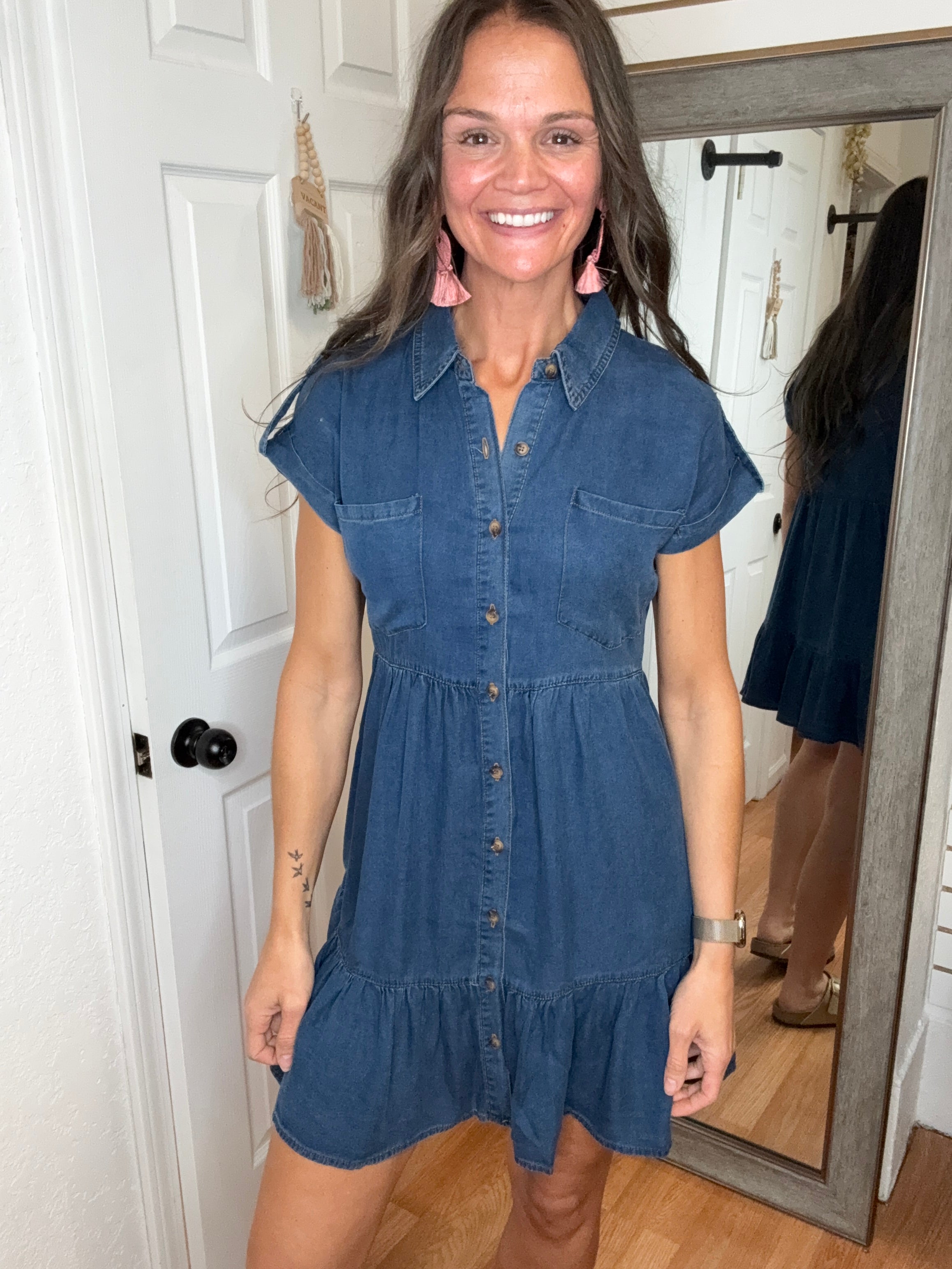 BELLA CHAMBRAY COLLARED MINI DRESS - BLU PEPPER B-Trendy Boutique BELLA CHAMBRAY COLLARED MINI DRESS - BLU PEPPER B-Trendy Boutique
