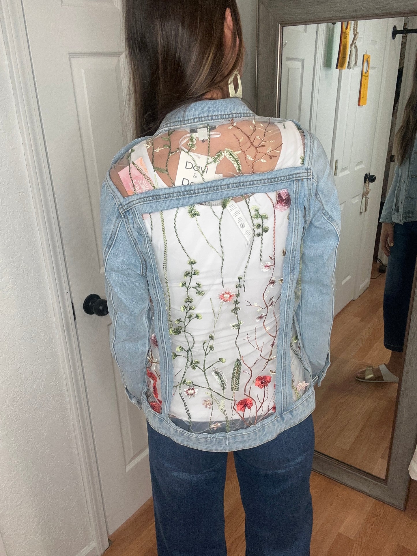 TINKERBELL - EMBROIDERED MESH DENIM JACKET - DAVI & DANI