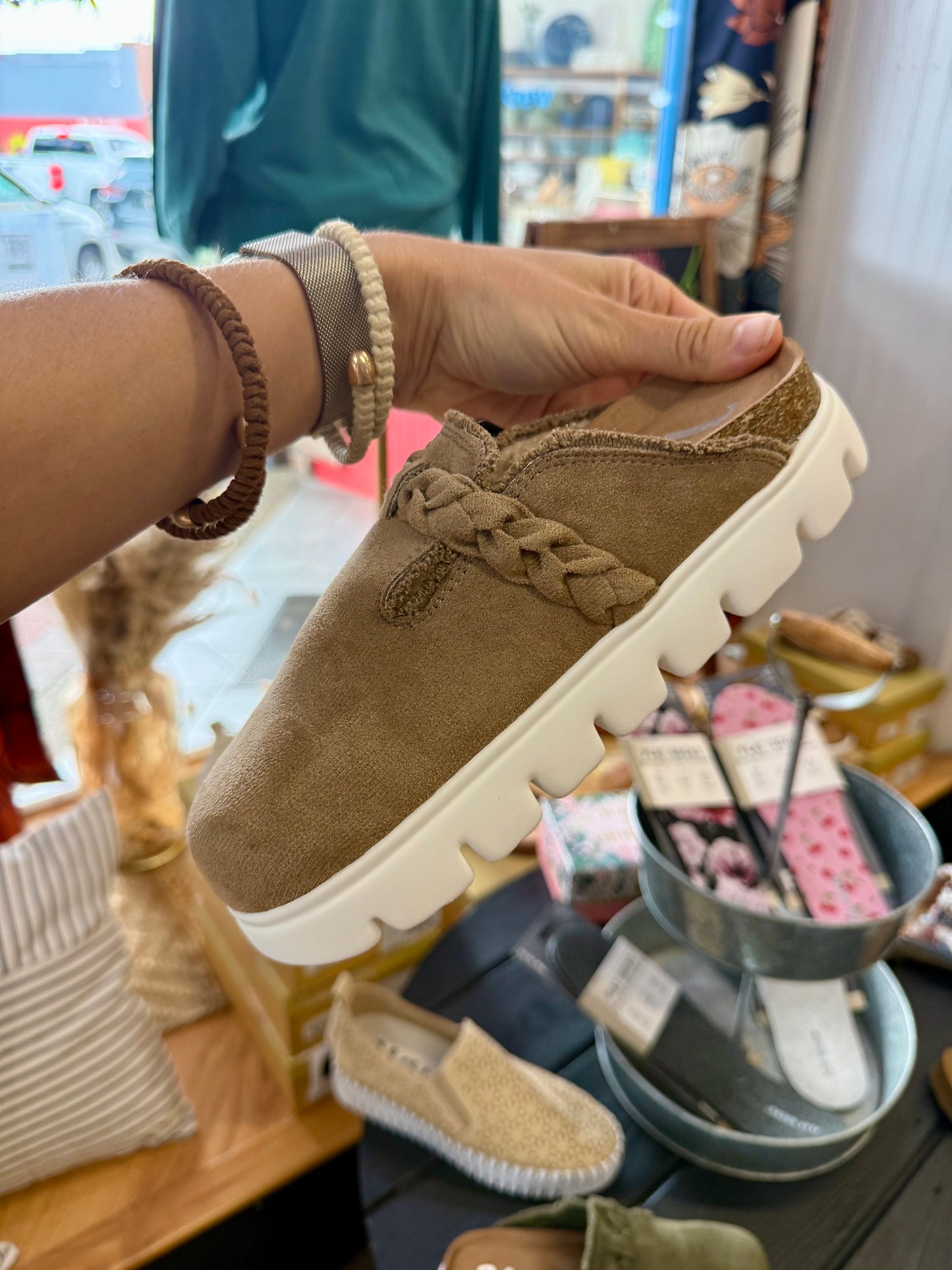 CALI CLOG SLIP ON SHOE TAUPE - VERY G