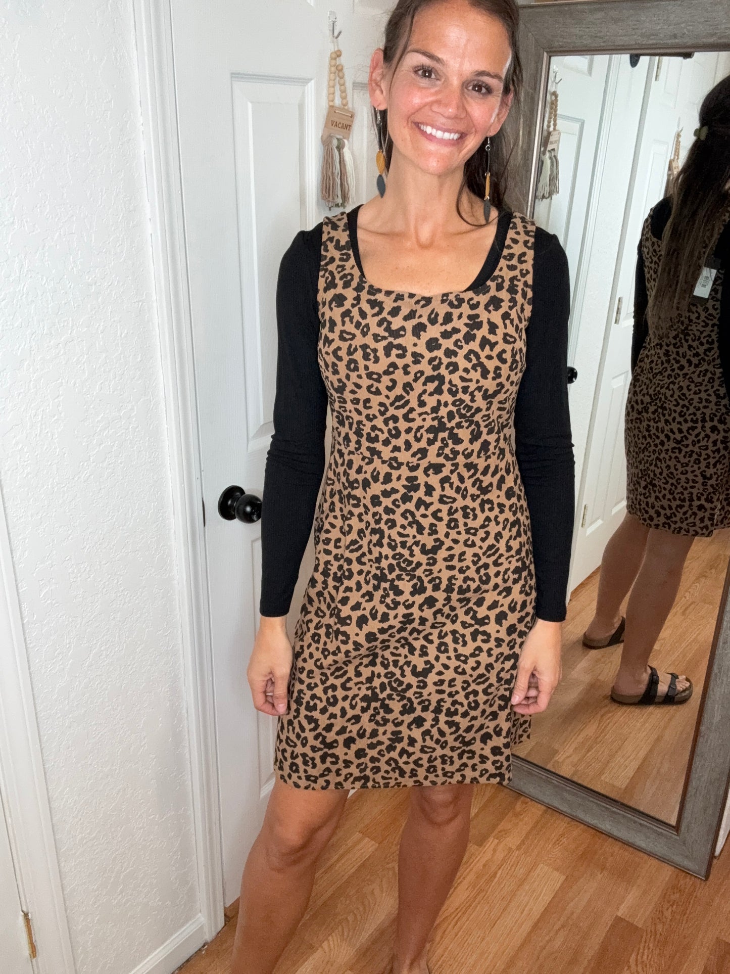 HARPER LEOPARD JUMPER DRESS - MIKAROSE