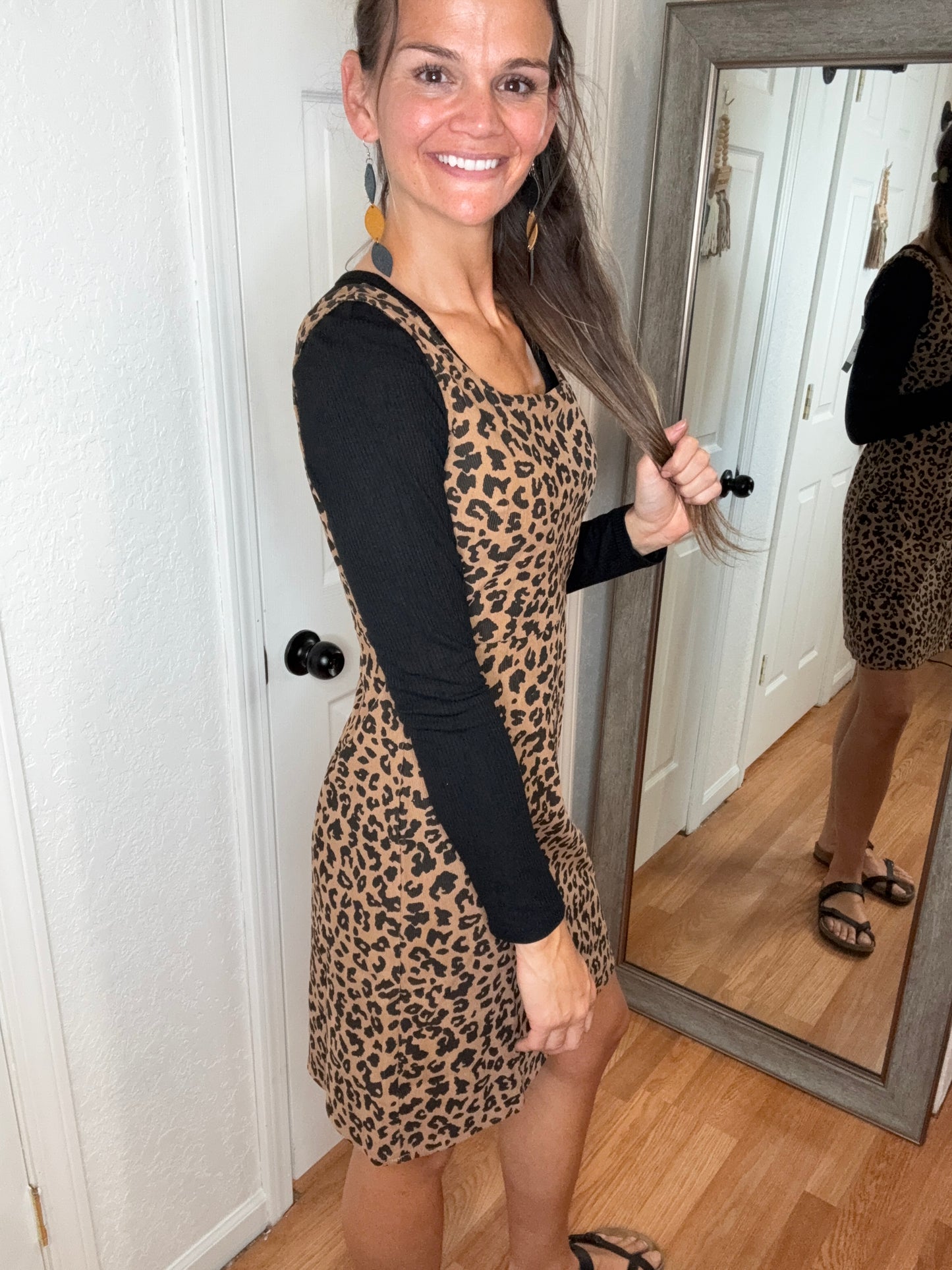 HARPER LEOPARD JUMPER DRESS - MIKAROSE