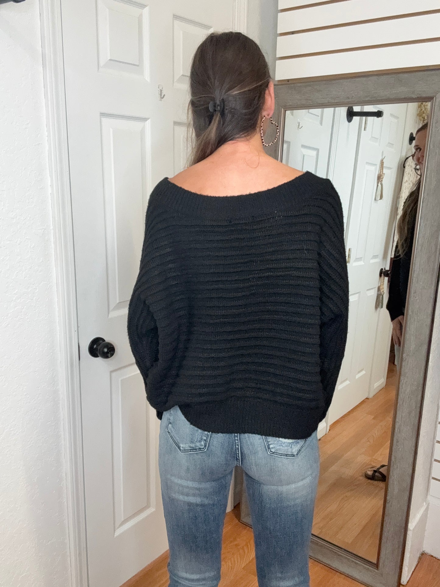 DAWN BOAT NECK SWEATER TOP BLACK - COZY