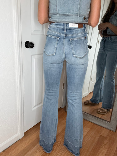RILEY RETRO RELEASED HEM FLARE DENIM JEANS - JUDY BLUE
