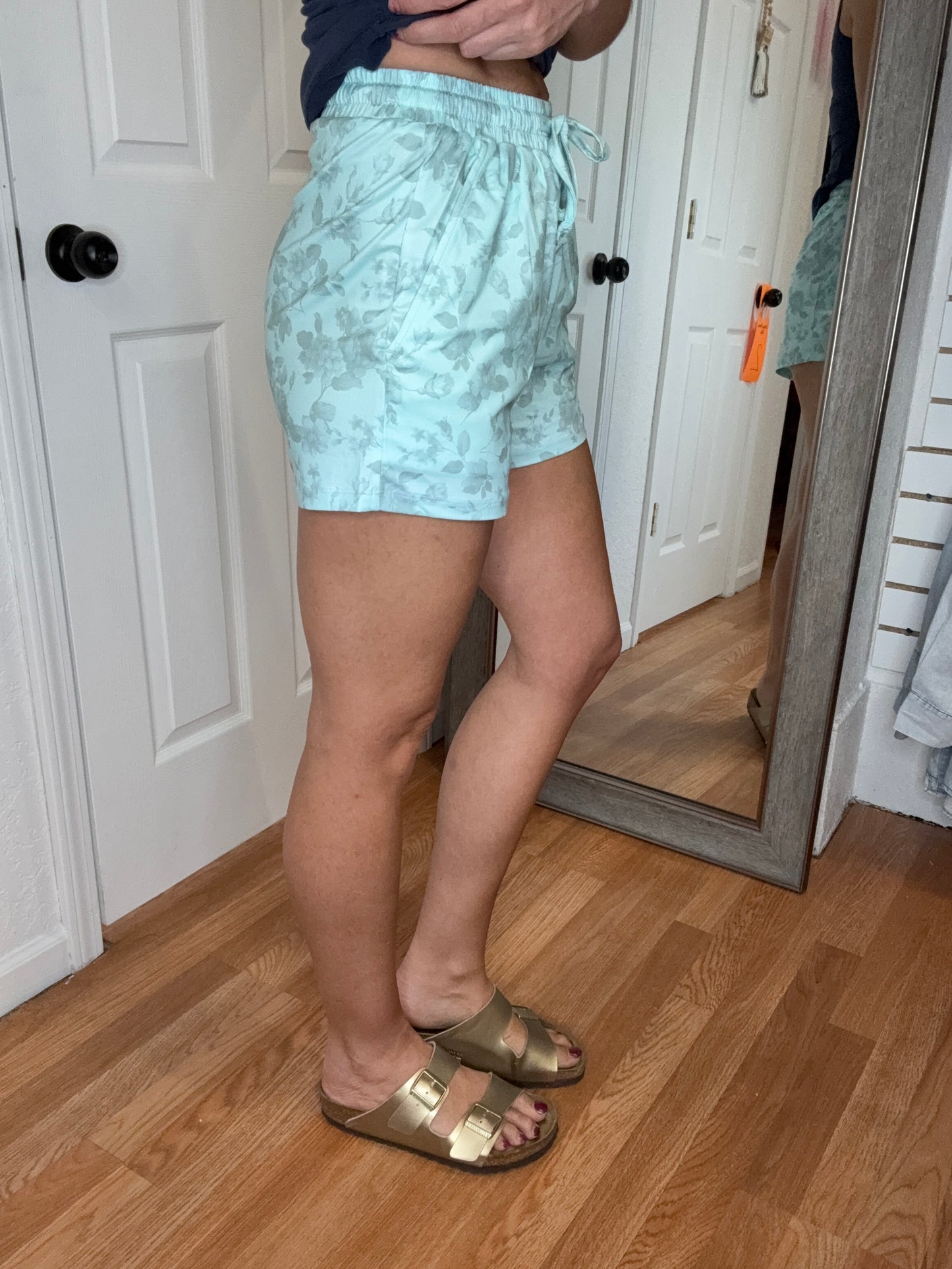 JAMIE SHORTS - MINT FLORAL- MICHELLE MAE