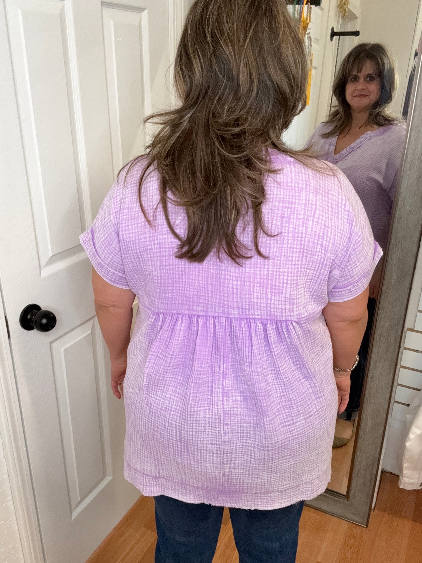 LAVVEN HENLEY GAUZE SHORT SLEEVE TOP - ZENANA