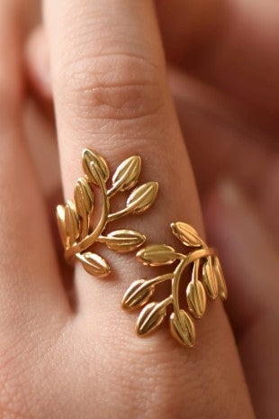DEBBIE ADJUSTABLE RING GOLD - MIA ACCESSORIES