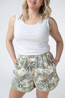 Dolphin Shorts Pineapple - Michelle Mae