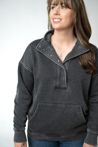 IN STOCK Jesse Vintage Wash Snap Pullover - Black