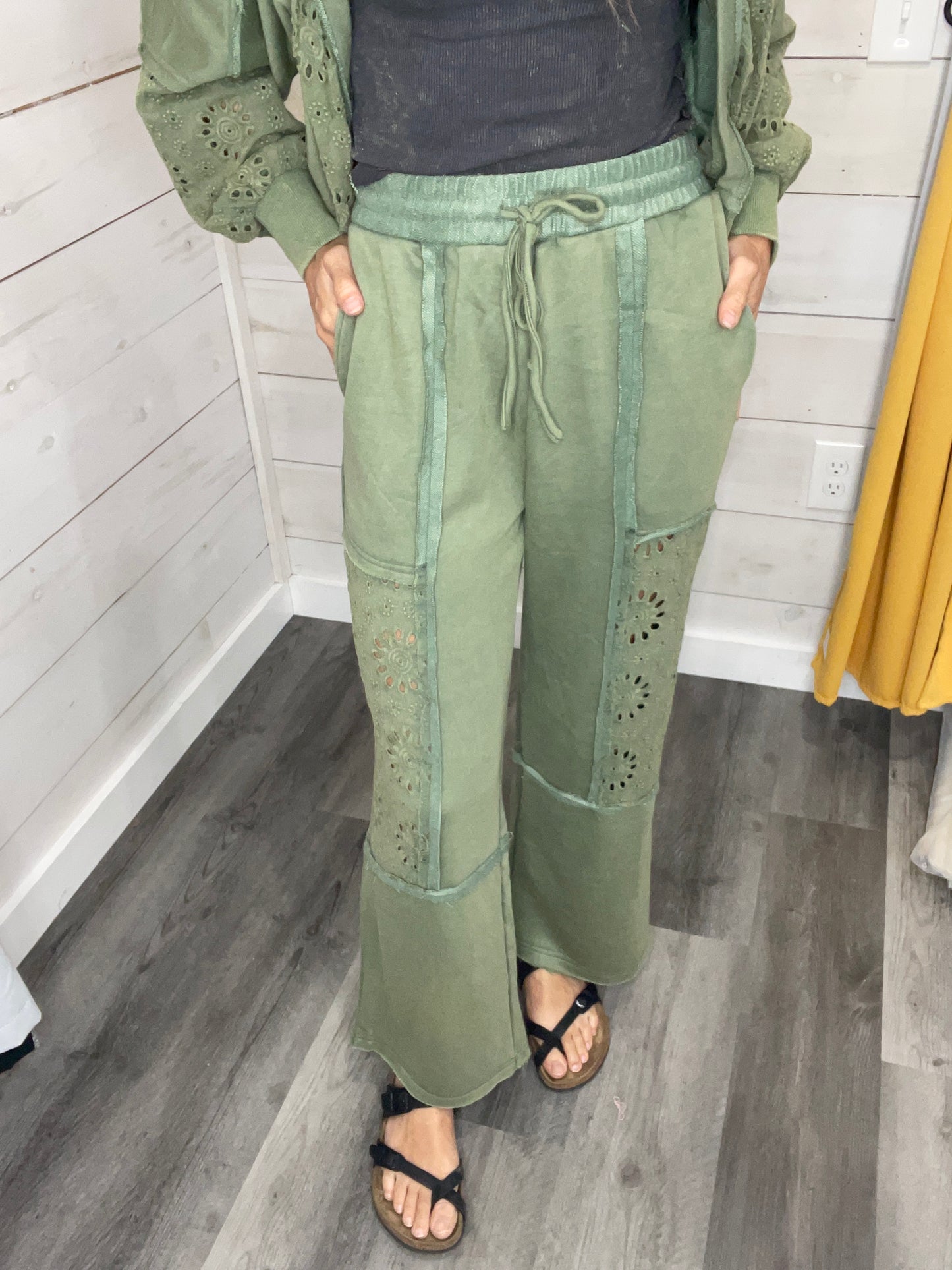 Washed Lace Trim Pants - Green