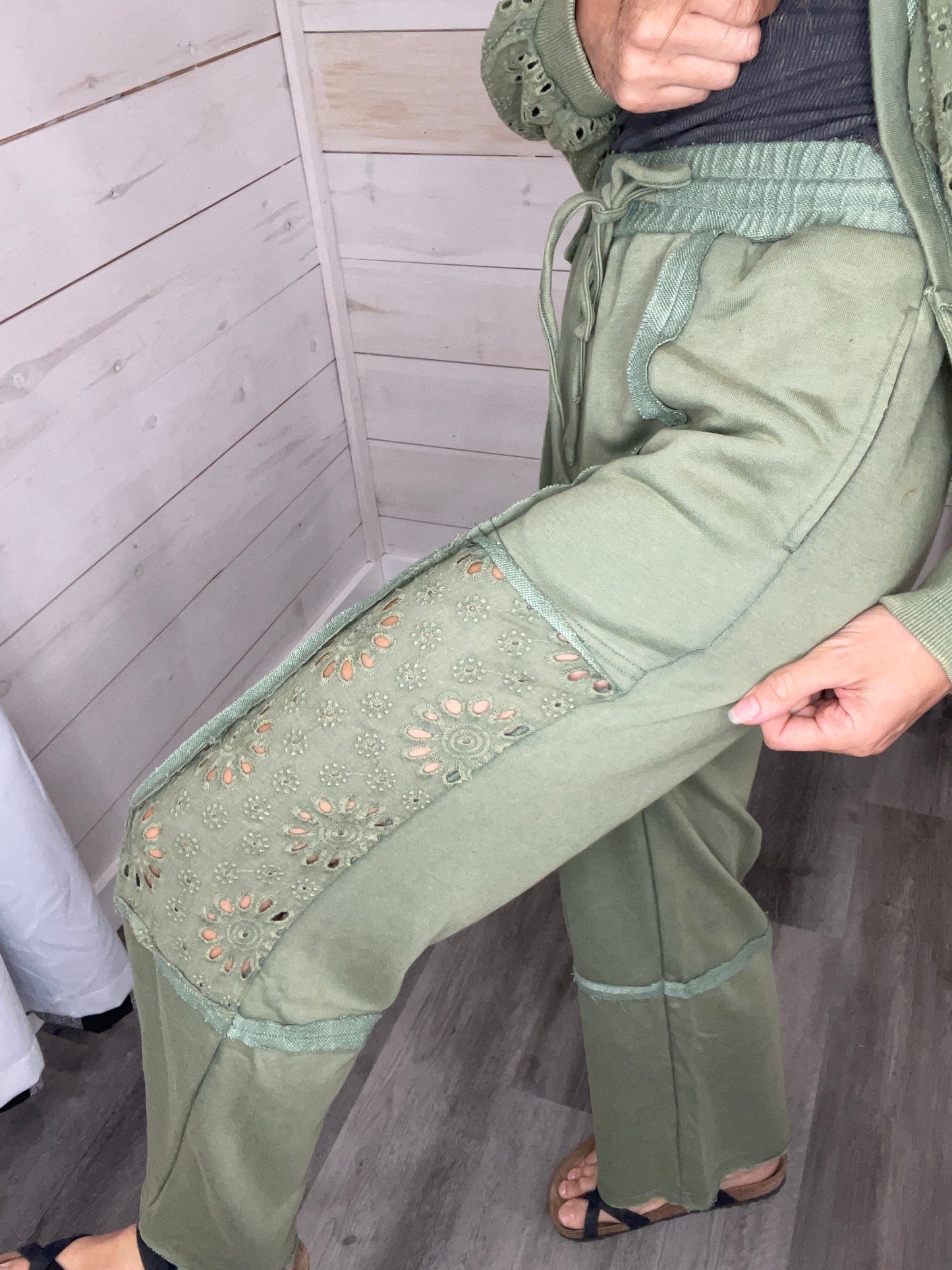 Washed Lace Trim Pants - Green