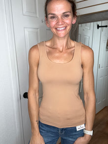 Luxe Round Neck Seamless Tank Nude - Yelete