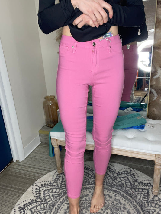 Hyperstretch Mid-Rise Skinny Jean Flamingo