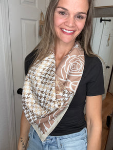 Vintage Rose Scarf - Hana
