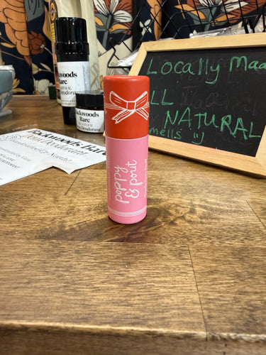 POPPY AND POUT LIP SCRUBS & LIP MASKS