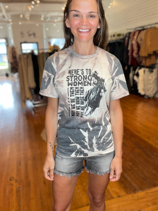 STRONG WOMEN GRAPHIC TEE