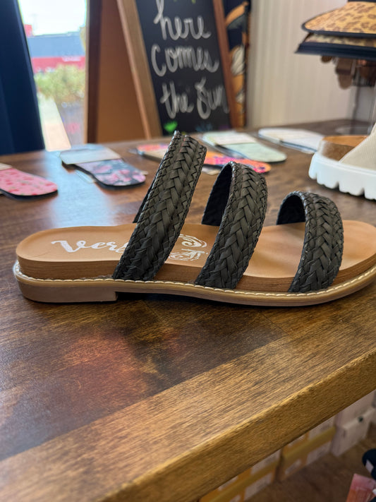 ALBA SANDAL -BLACK- VERY G