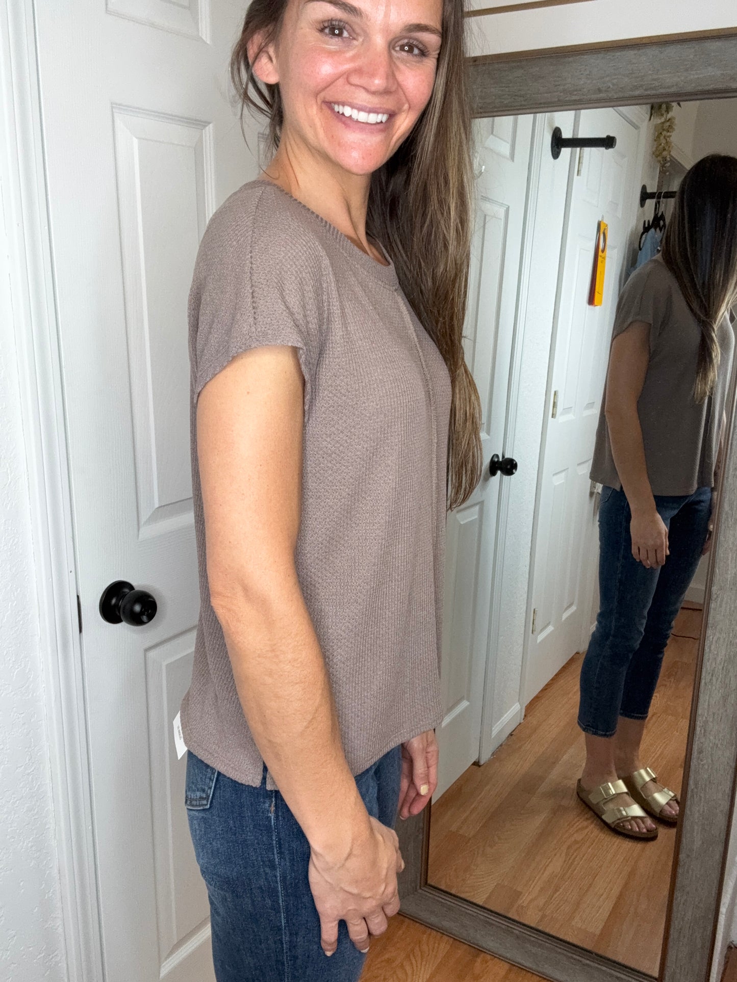 RYA SHORT SLEEVE TOP - MOCHA- PS KATE