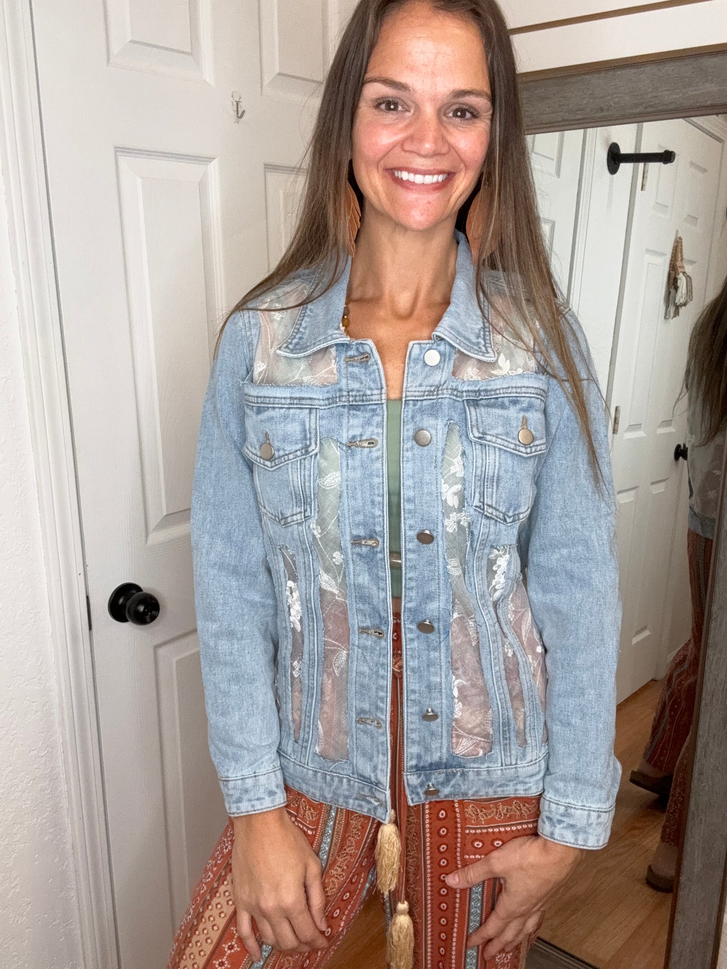 TINKERBELL - EMBROIDERED MESH DENIM JACKET - DAVI & DANI