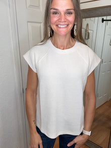 Nyla Textured Top Cream - Tres Bien