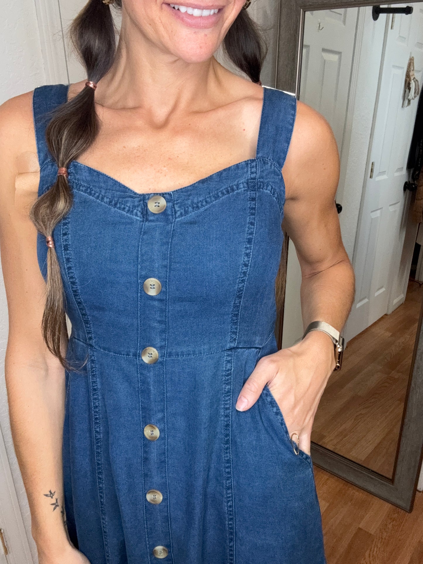 MILARAH DENIM BUTTON DOWN MIDI DRESS - BLU PEPPER