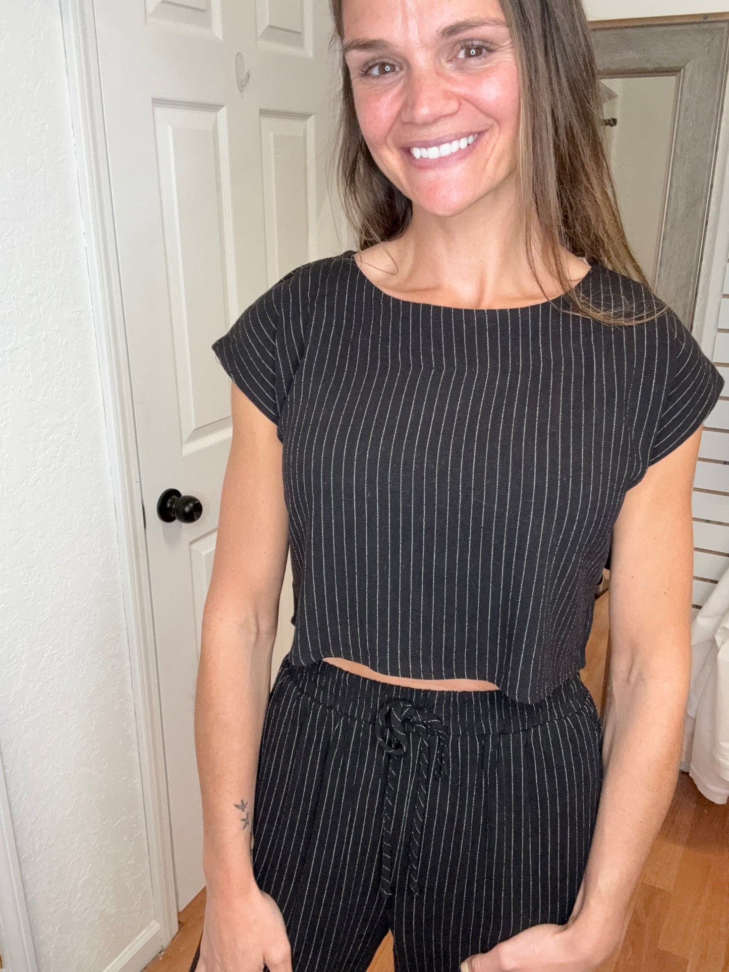 VESPER CROP TOP AND PANT SET - BLACK -BLU PEPPER